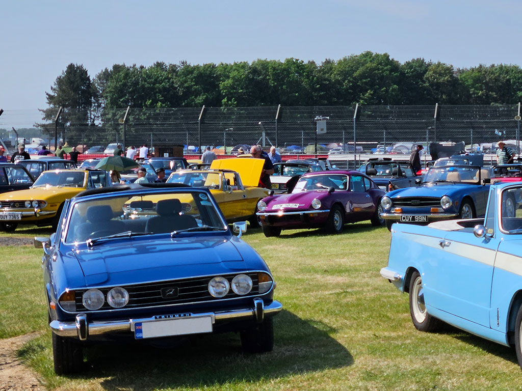 /media/blog/library/clubmotul_mg_and_triumph_100_2023_triump_picture.jpg