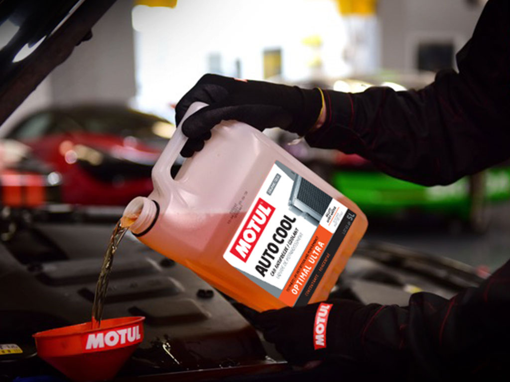 /media/blog/library/motul_winter-lay-up-antifreeze-1024x768px.jpg