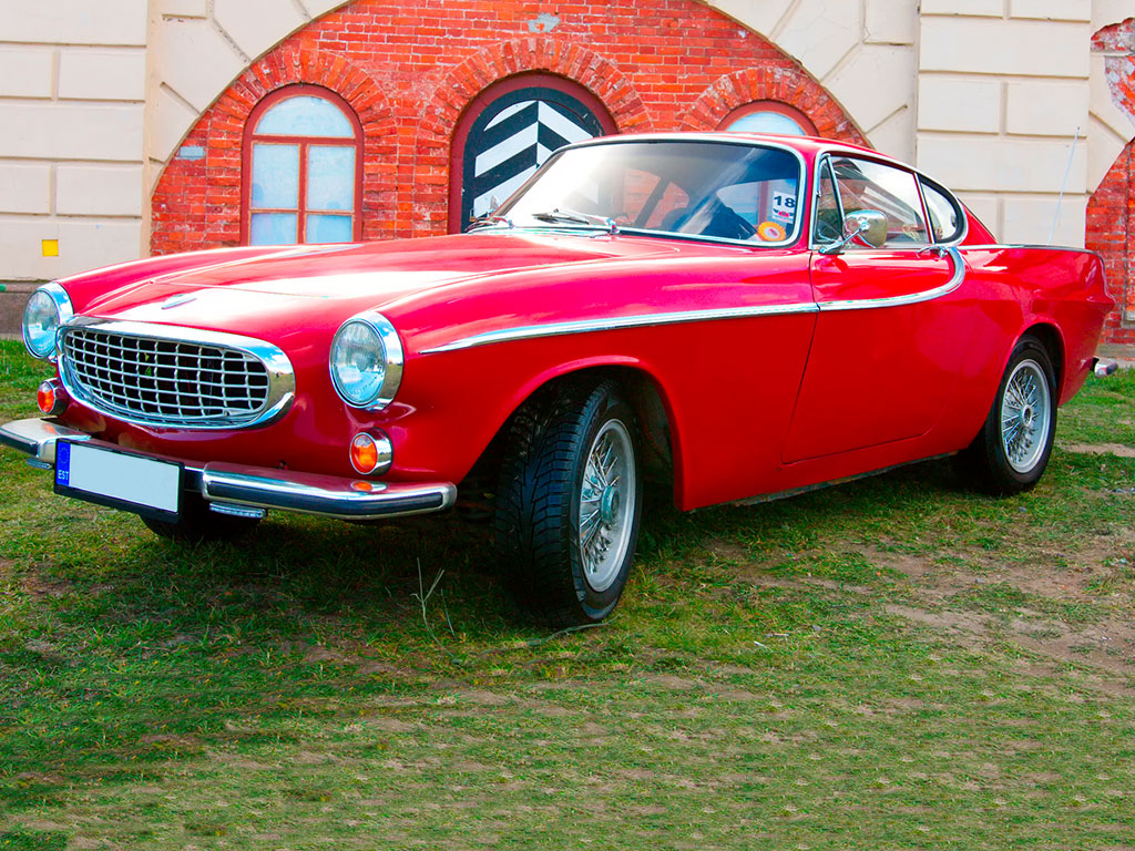 /media/blog/library/volvo-p1800-.jpg